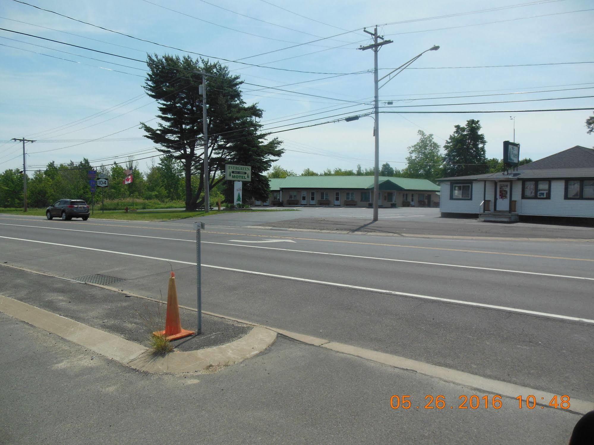 Evergreen Motel Oswego Exteriör bild