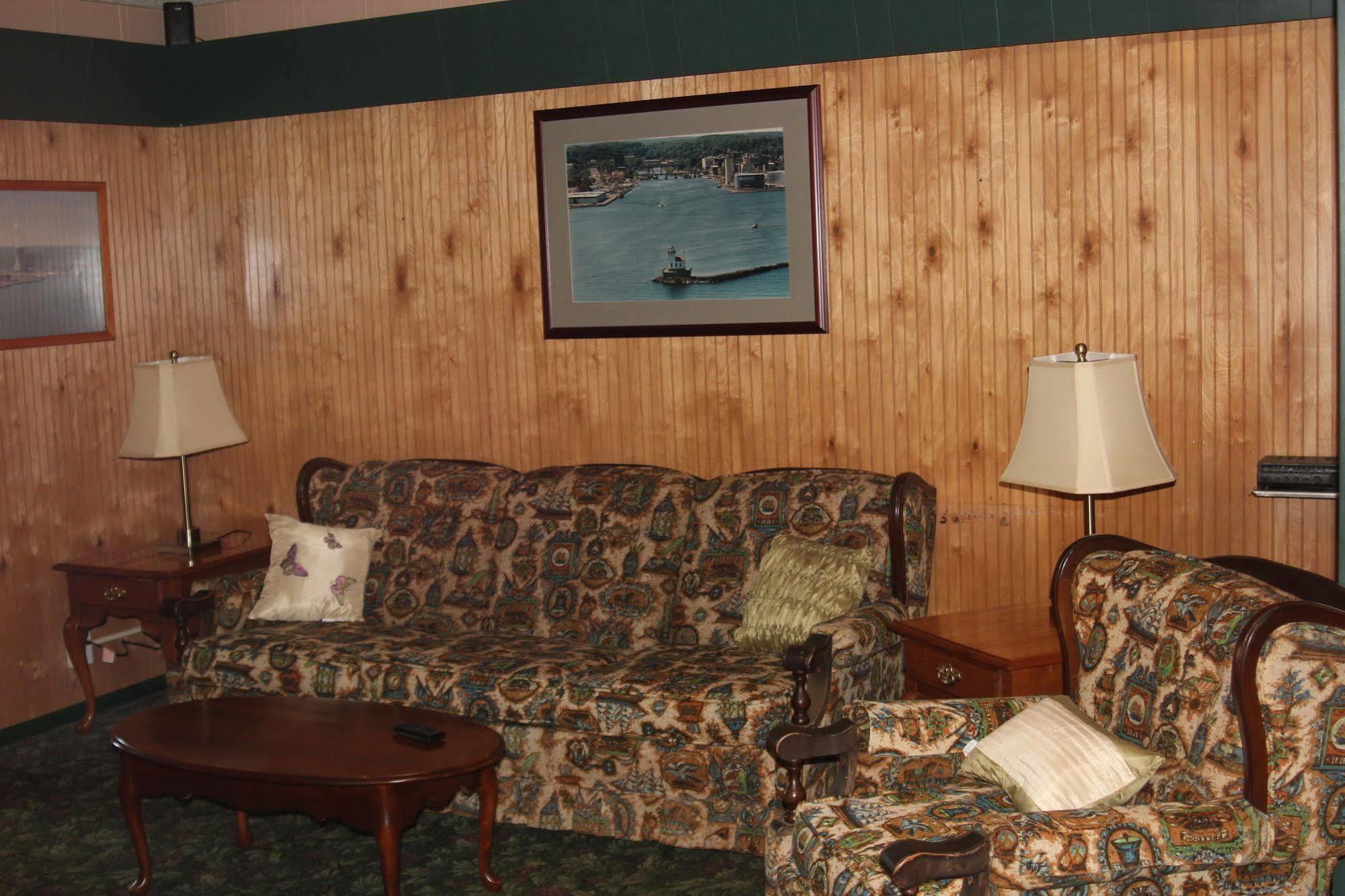 Evergreen Motel Oswego Exteriör bild