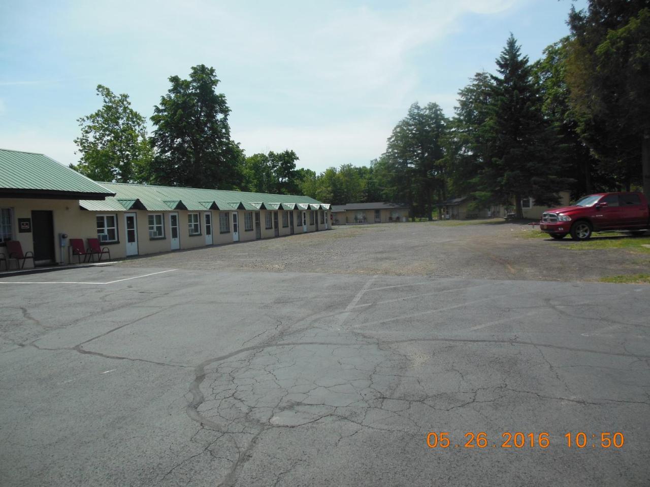 Evergreen Motel Oswego Exteriör bild