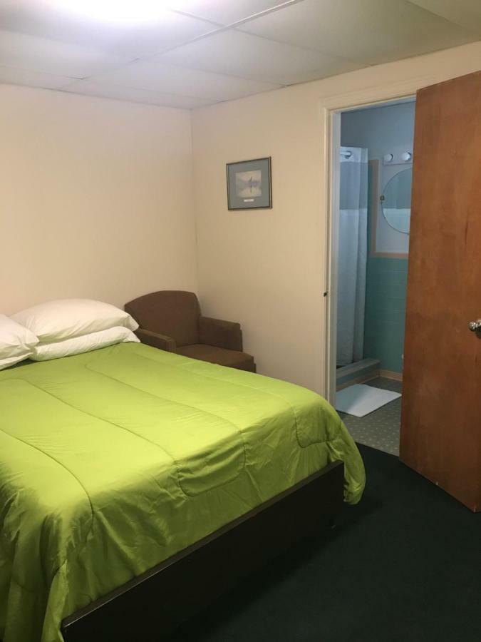 Evergreen Motel Oswego Exteriör bild